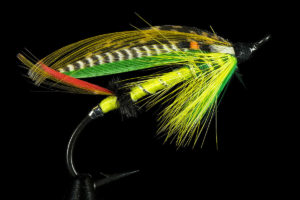 tying trout fly